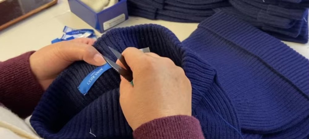 Images of the production process of Jingshang cashmere knitwear manufacturers